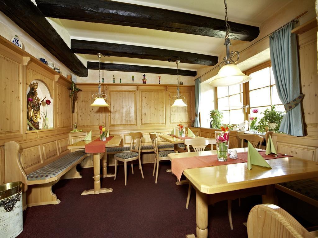 Gasthof Restaurant Buergerstueble Sankt Peter Zewnętrze zdjęcie