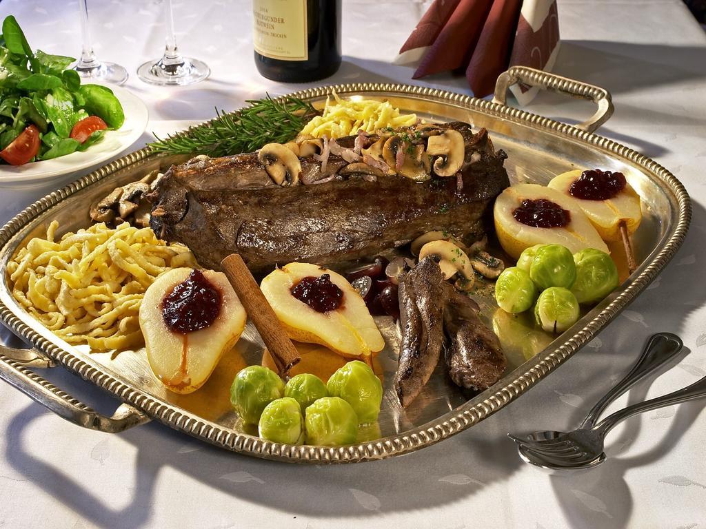 Gasthof Restaurant Buergerstueble Sankt Peter Zewnętrze zdjęcie